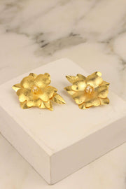 ARETE FLOR CON HOJAS