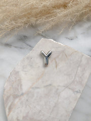 CADENA LETRA GLOBO PLATEADA